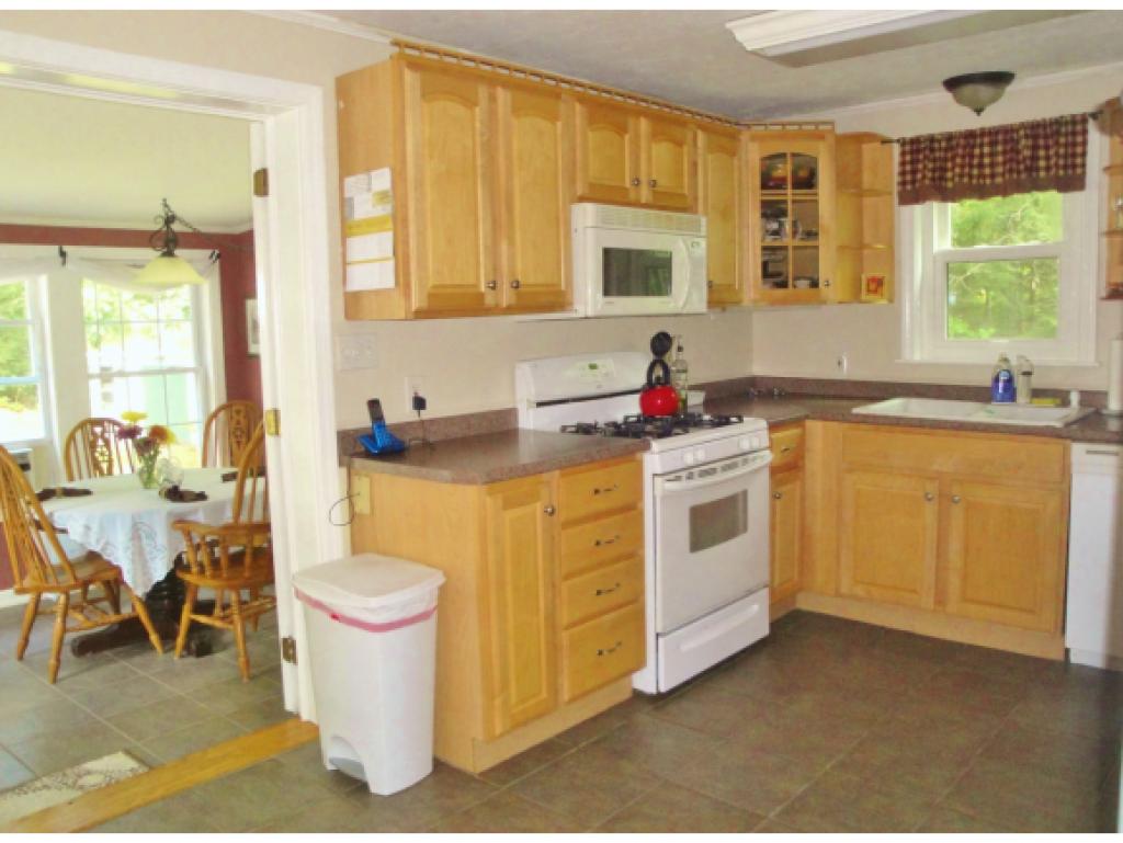 28 Allen Road Bow, NH 03304 - Photo 5 of 24