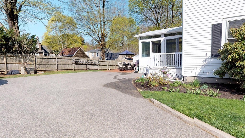 347 Common Street Walpole, MA 02081 - Photo 16 of 16 Gallery Image 16