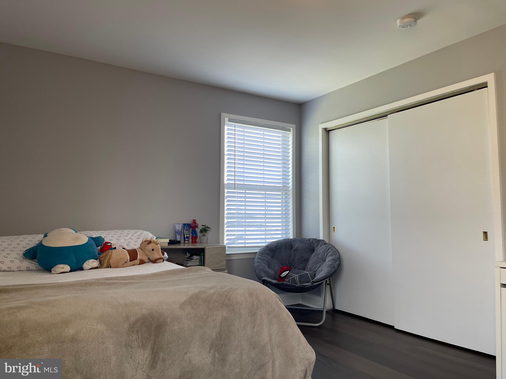 102 Springcress Drive Delran, NJ 08075 - Photo 46 of 50 a bedroom with bed and a window