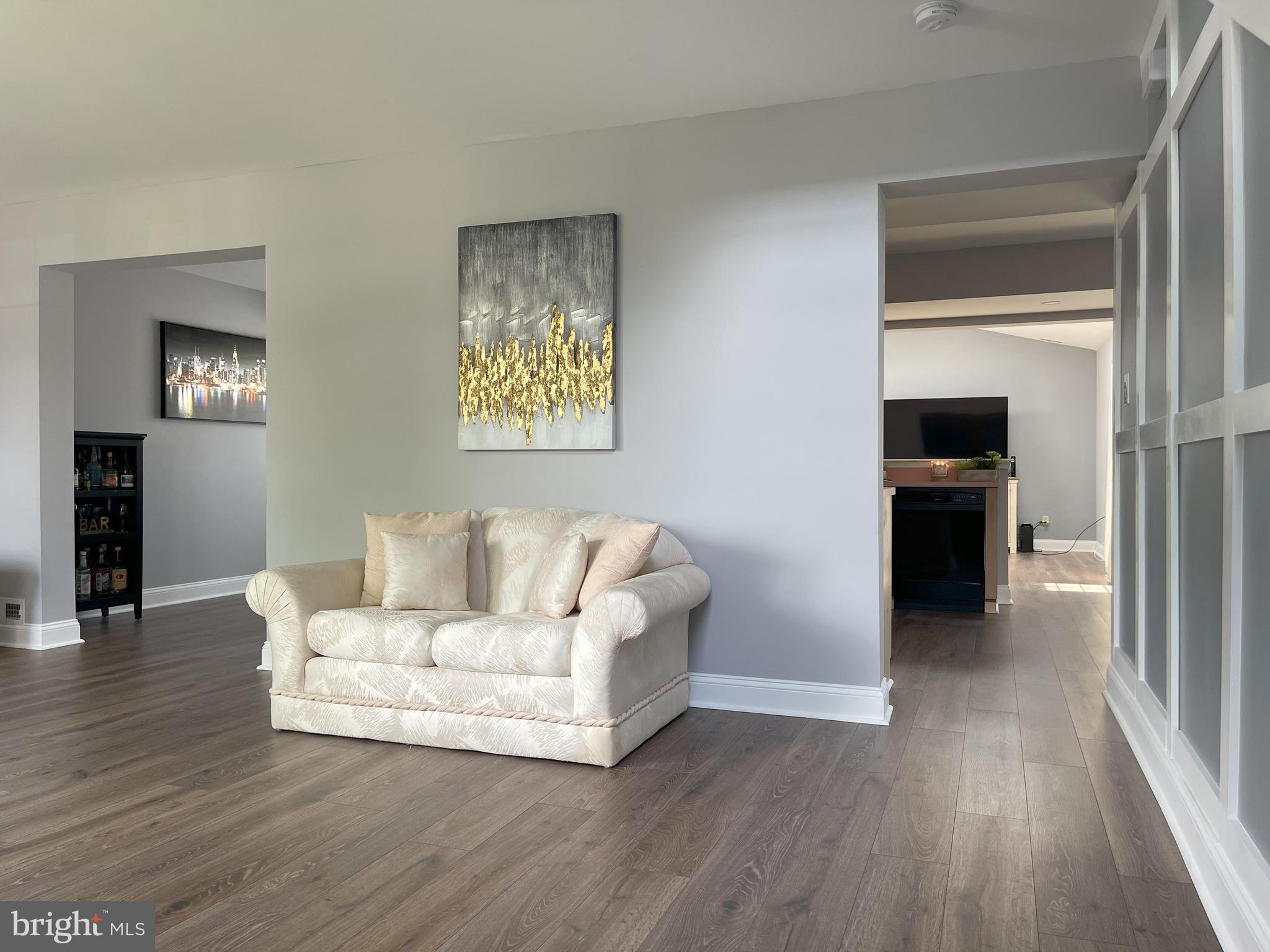 102 Springcress Drive Delran, NJ 08075 - Photo 6 of 50 a living room with furniture and a wooden floor