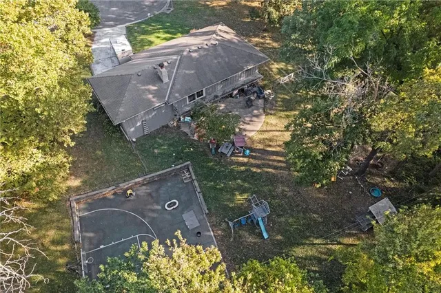 $295,000 | 1200 Northeast 57th Terrace, Kansas City, MO 64118