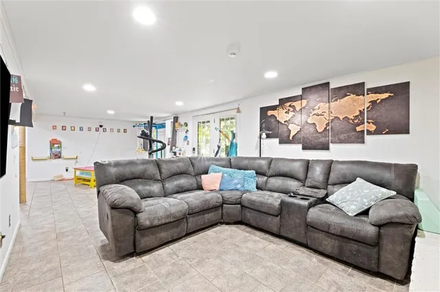 $295,000 | 1200 Northeast 57th Terrace, Kansas City, MO 64118