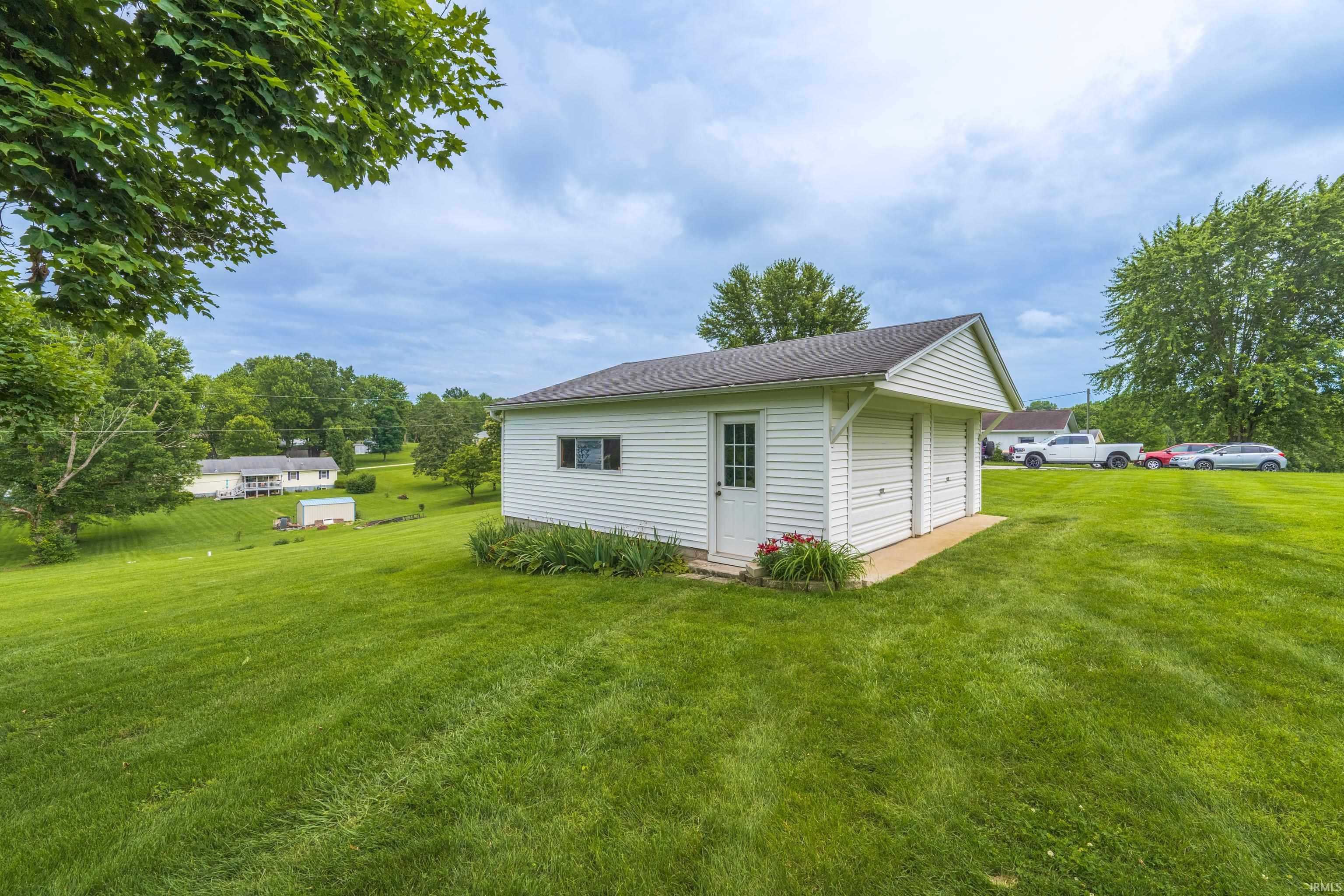 846 Anderson Road Bedford, IN 47421 - Photo 26 of 34