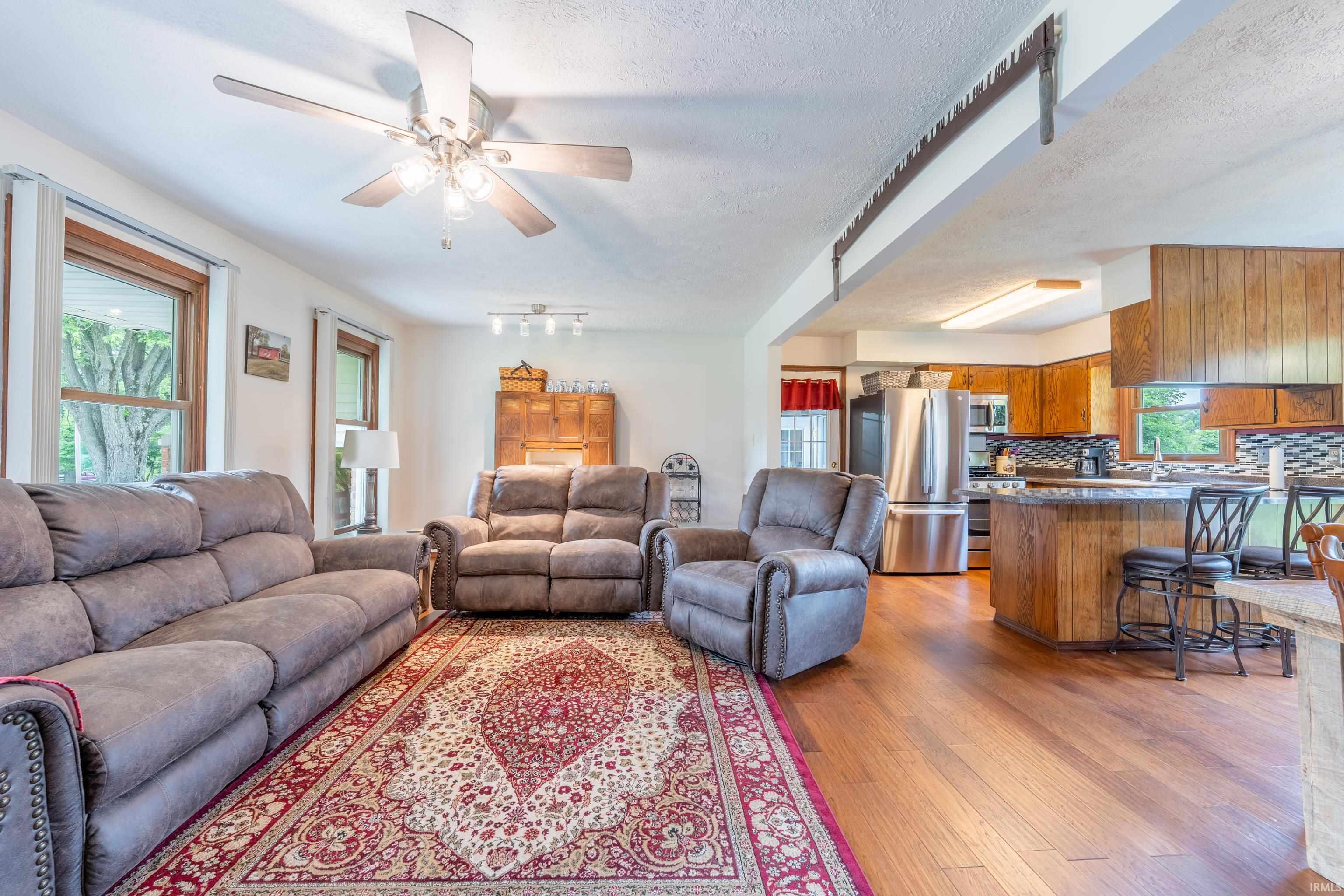846 Anderson Road Bedford, IN 47421 - Photo 4 of 34