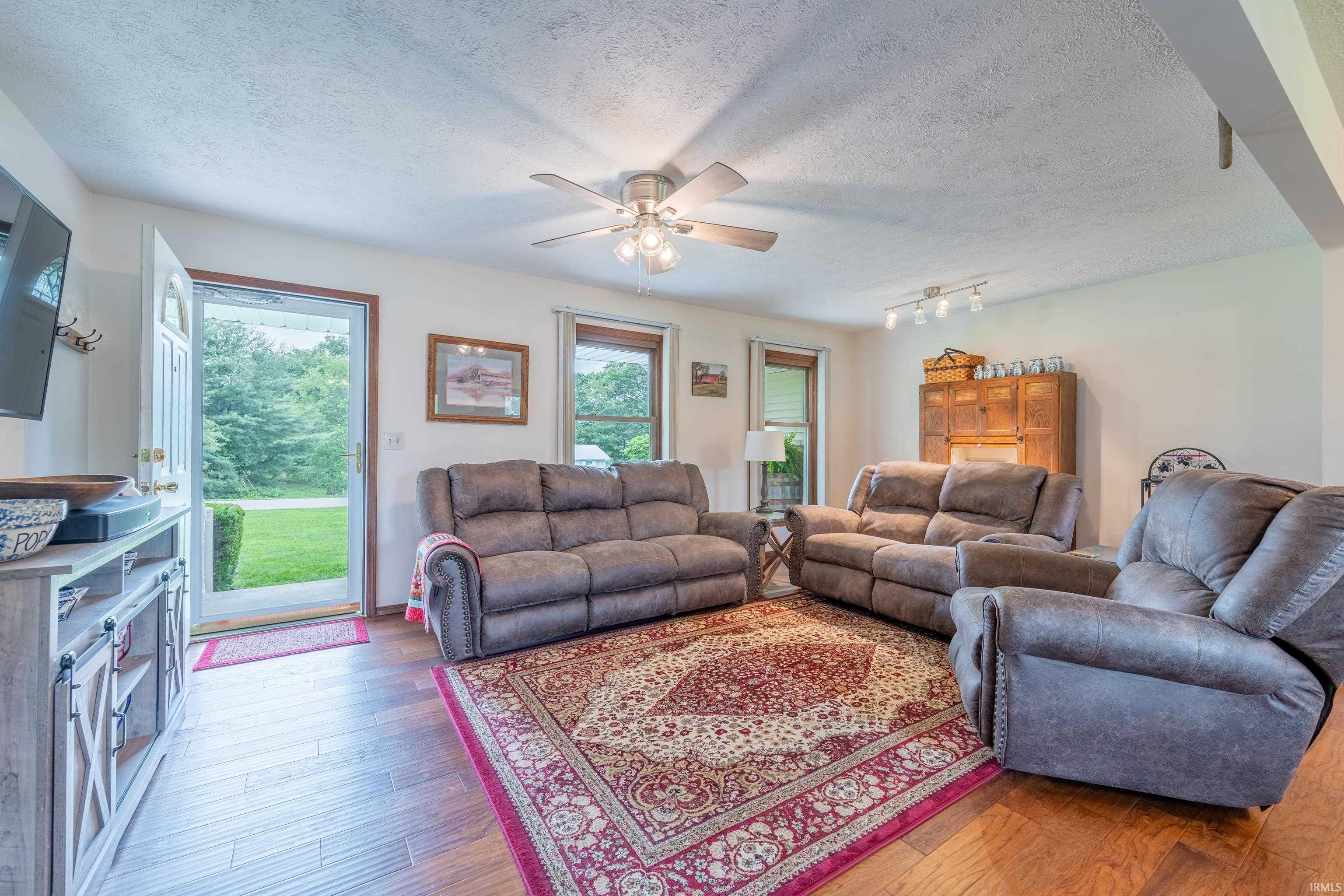 846 Anderson Road Bedford, IN 47421 - Photo 5 of 34