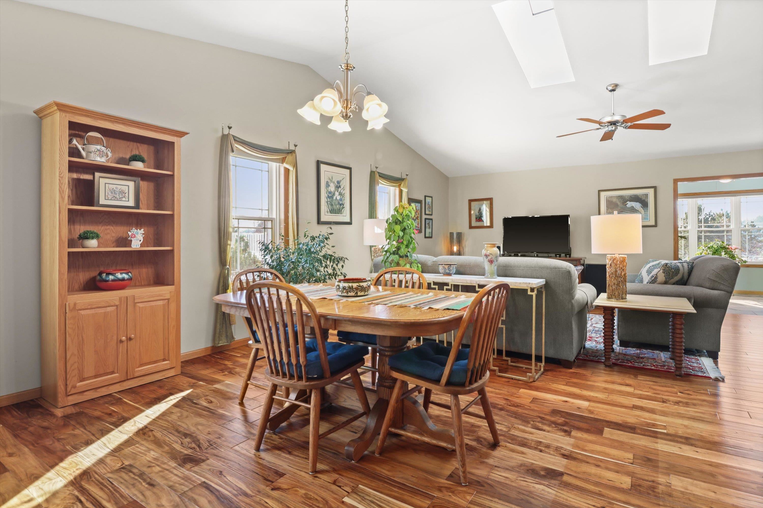 5603 Calico Drive Madison, WI 53718 - Photo 5 of 33