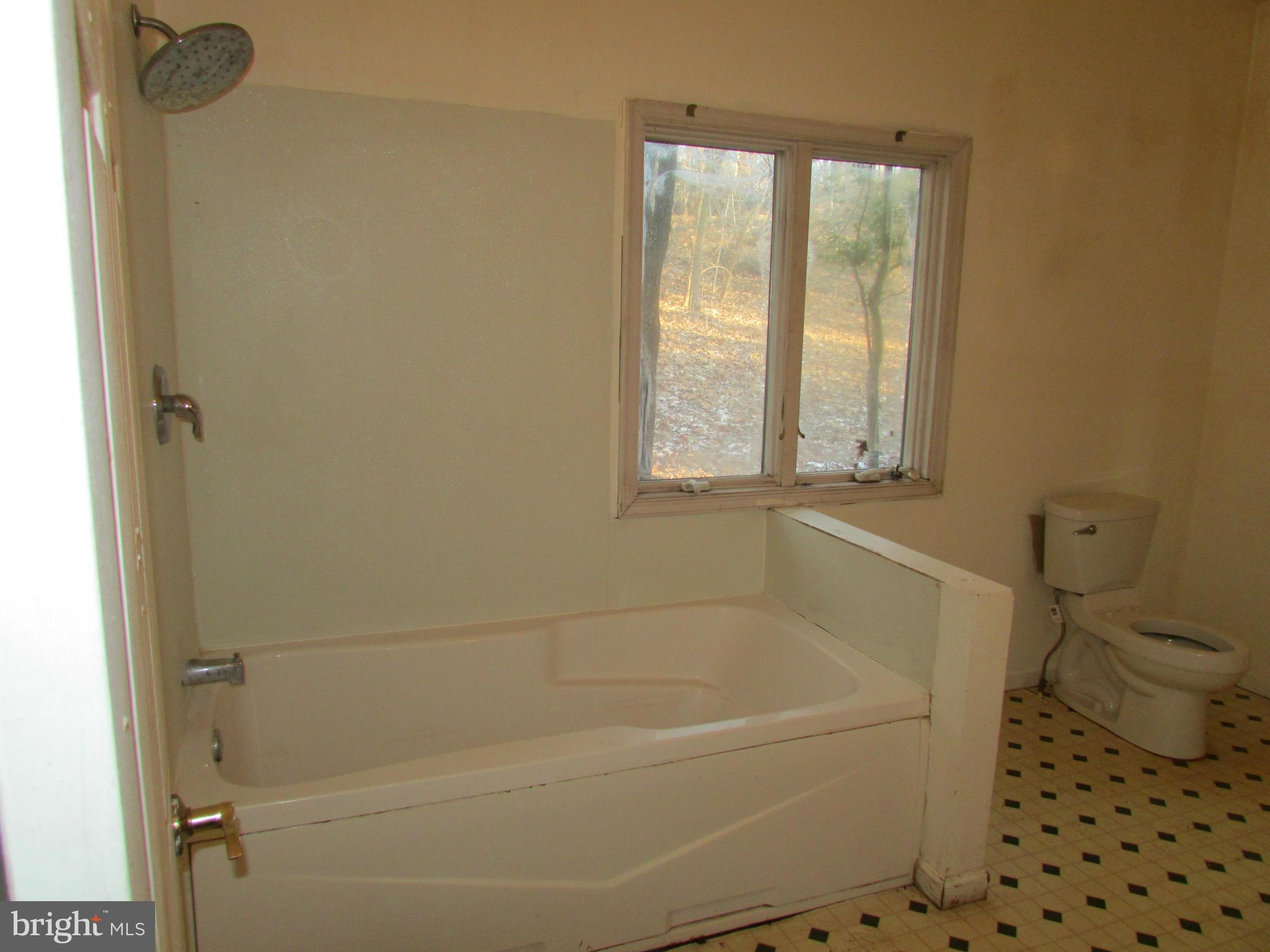 2348 Steamboat Run Road Shepherdstown, WV 25443 - Photo 24 of 30 Bath (Master)