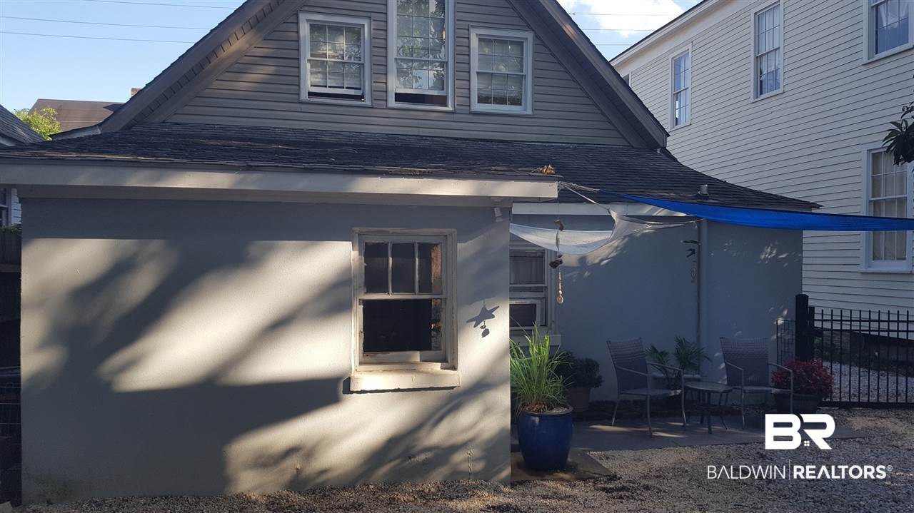 302 Congress Street Mobile, AL 36603 - Photo 13 of 18 Rear