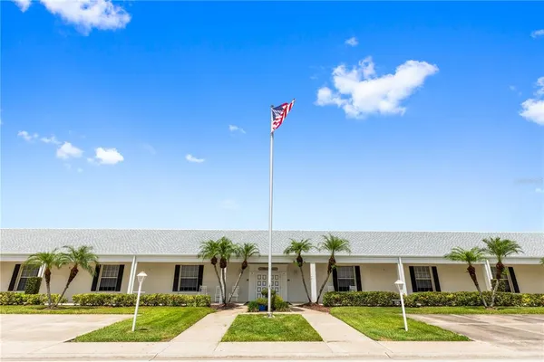 $195,000 | 1267 Hazeltine Drive, Fort Myers, FL 33919