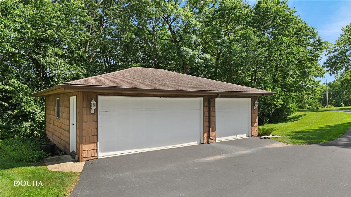 4750 West Stephenson St Road Freeport, IL 61032 - Photo 4 of 59