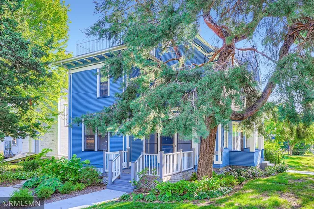 $569,999 | 1401 North Fremont Avenue, Minneapolis, MN 55411