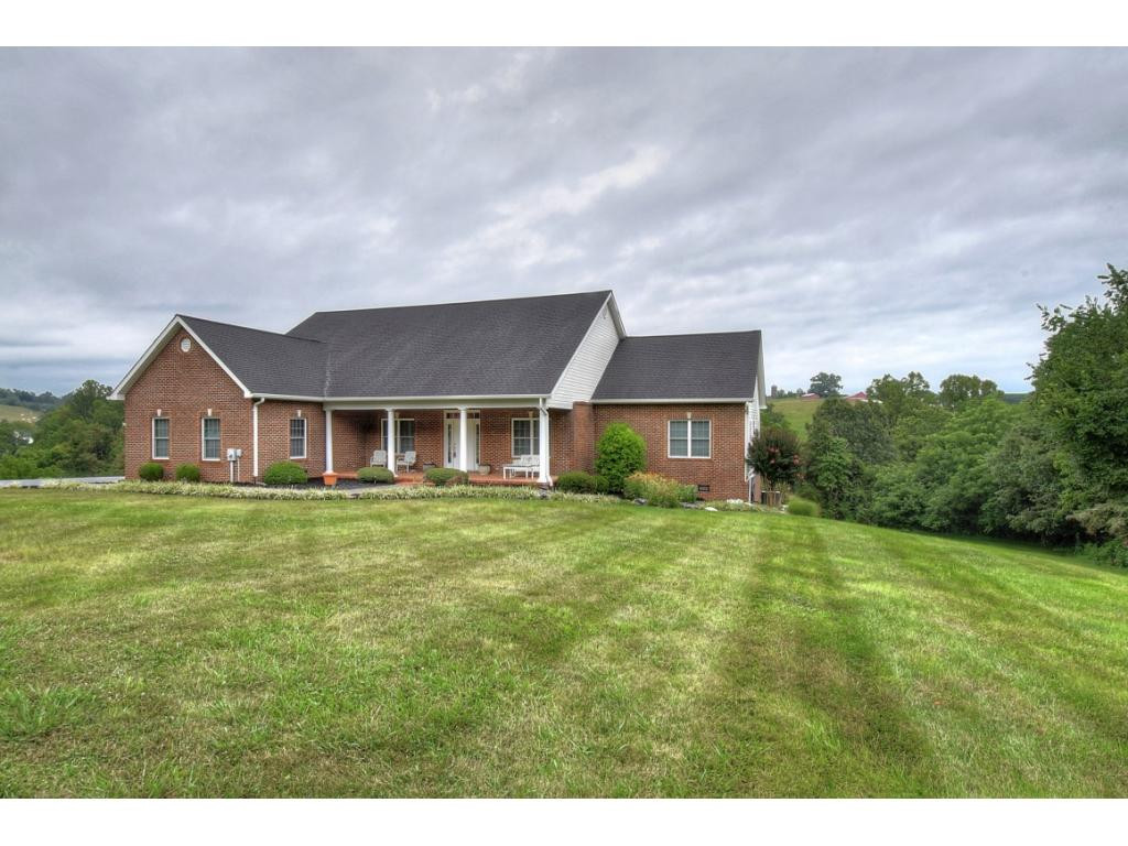 130 W Road Gray, TN 37615 - Photo 1 of 36 Photo 1