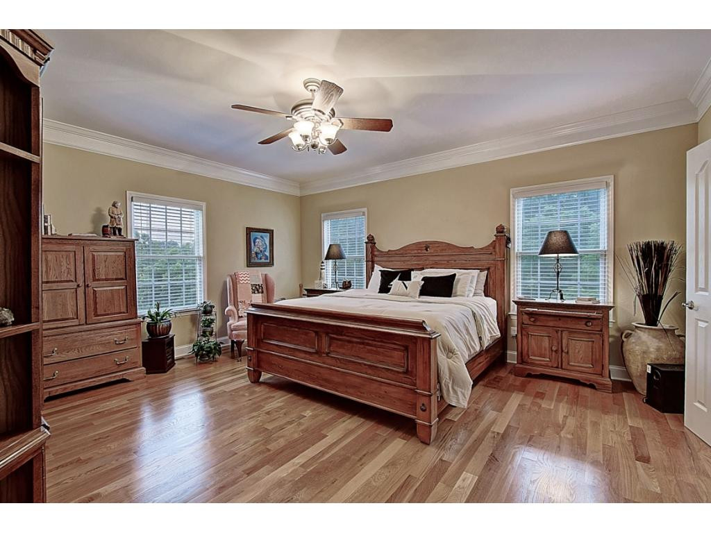 130 W Road Gray, TN 37615 - Photo 16 of 36 Master Bedroom