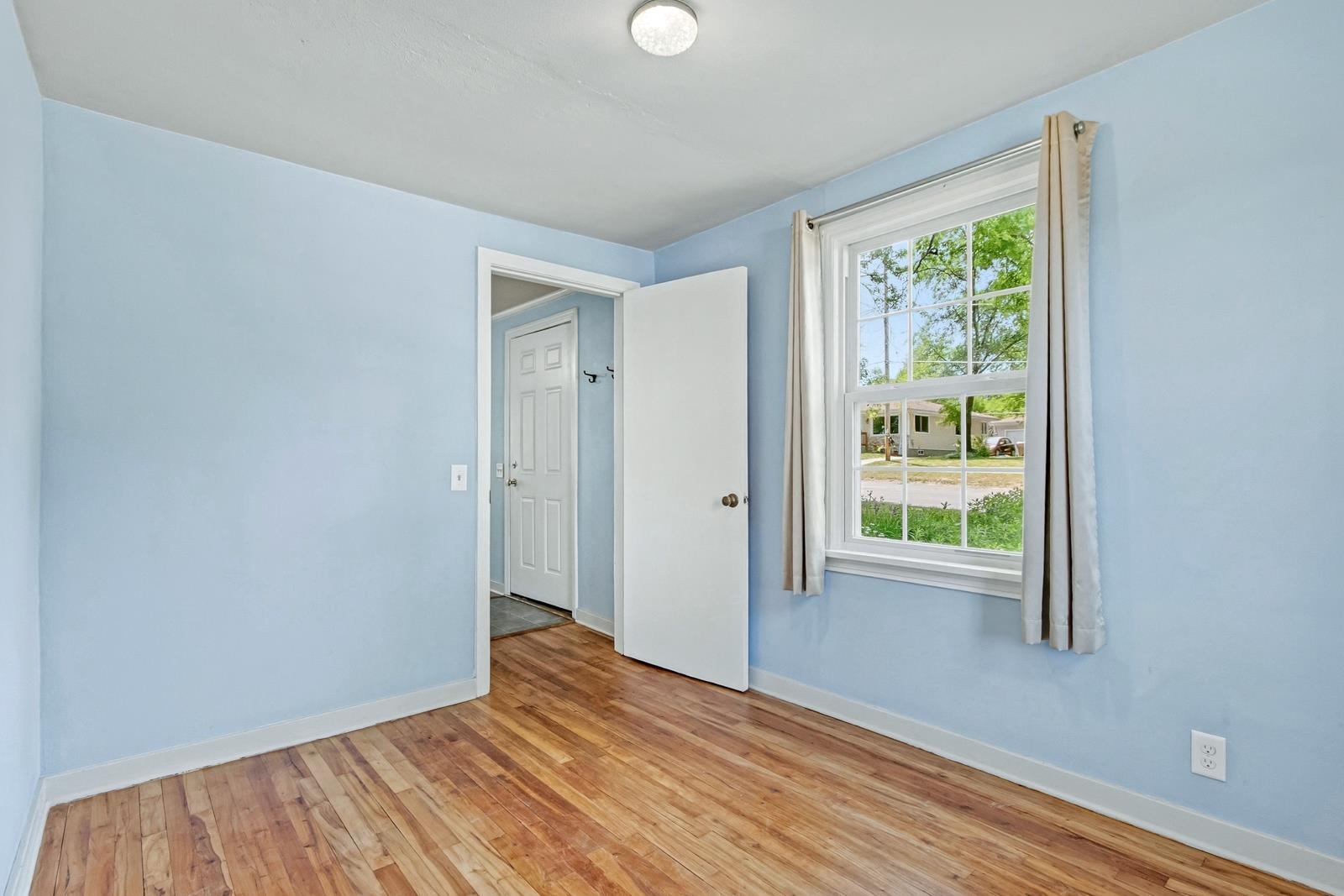 4711 Camden Road Madison, WI 53716 - Photo 37 of 39