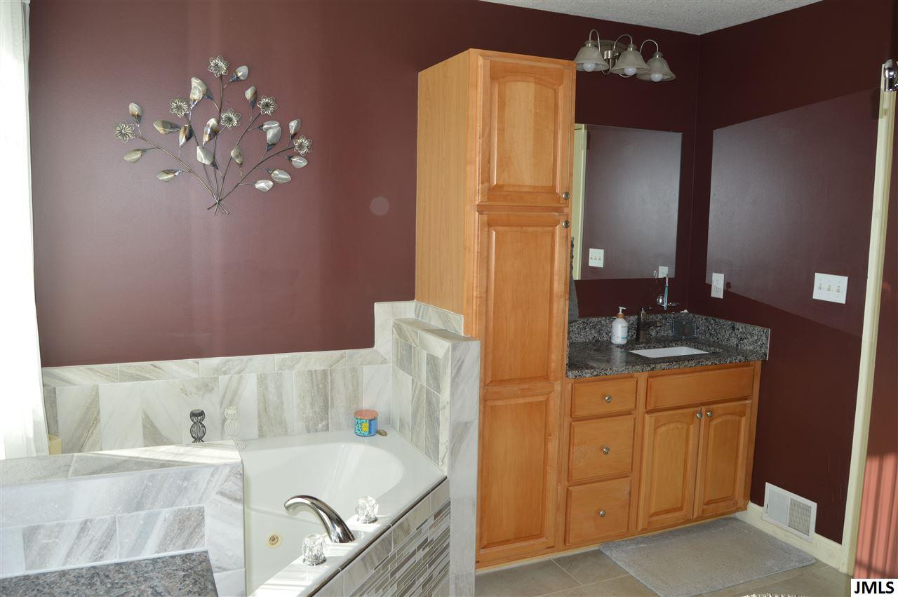3027 Service Road Tecumseh, MI 49286 - Photo 16 of 33 Photo 16