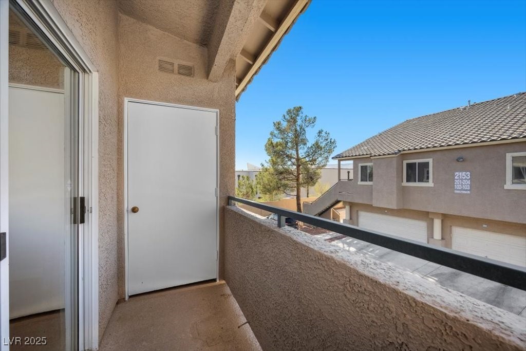 2152 Quarry Ridge Street, Unit 207 Las Vegas, NV 89117 - Photo 21 of 37 View of balcony