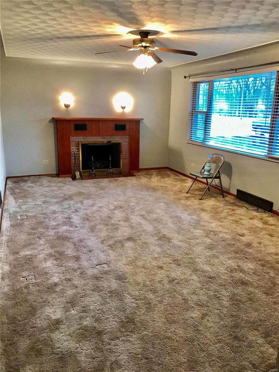 8307 Highway 159 Dorsey, IL 62021 - Photo 3 of 15 Gallery Image 3