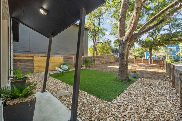 $590,000 | 1118 Algarita Avenue, Unit 1, Austin, TX 78704