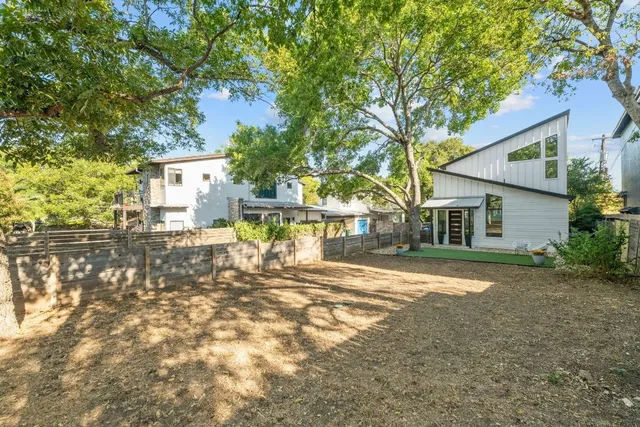 $590,000 | 1118 Algarita Avenue, Unit 1, Austin, TX 78704