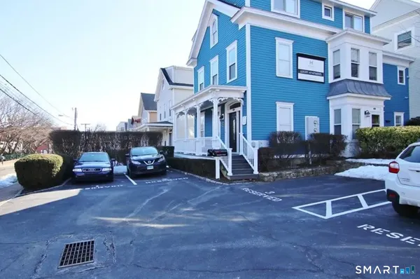 $3,695 | 16 Haviland Street, Unit B, Norwalk, CT 06854