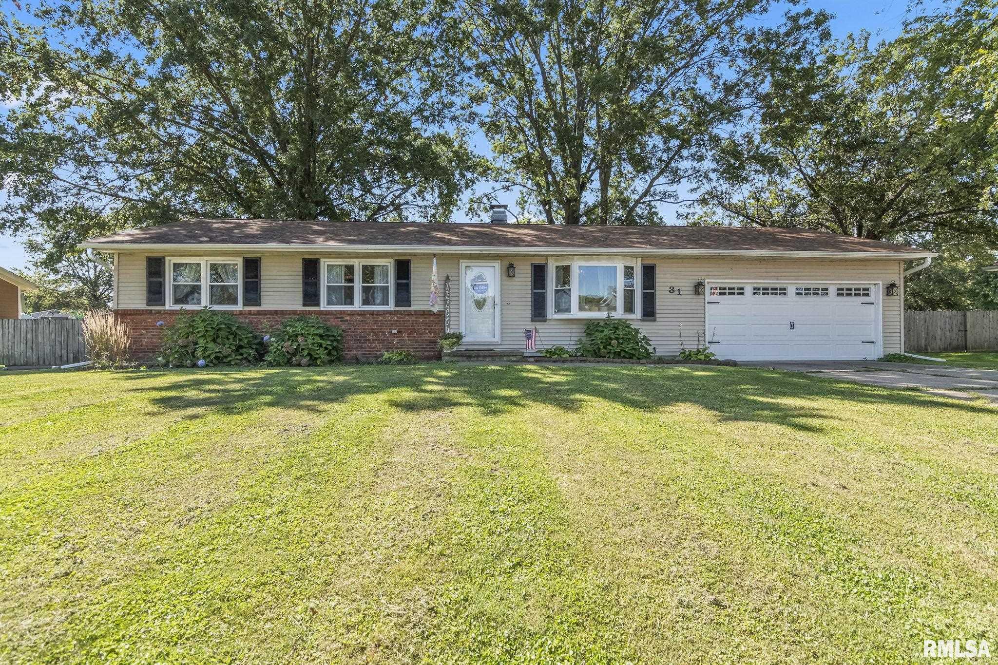 31 Twilight Lane Springfield, IL 62712 - Photo 1 of 33