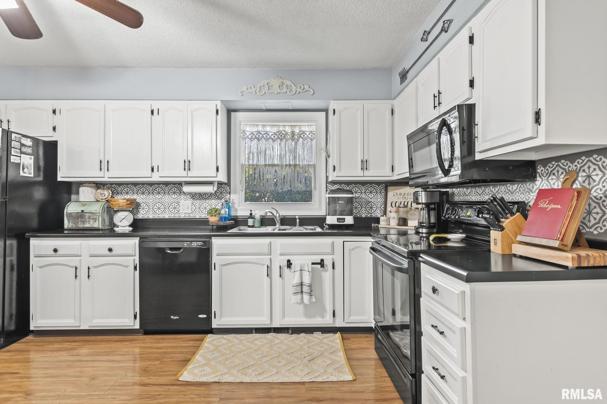 31 Twilight Lane Springfield, IL 62712 - Photo 9 of 33