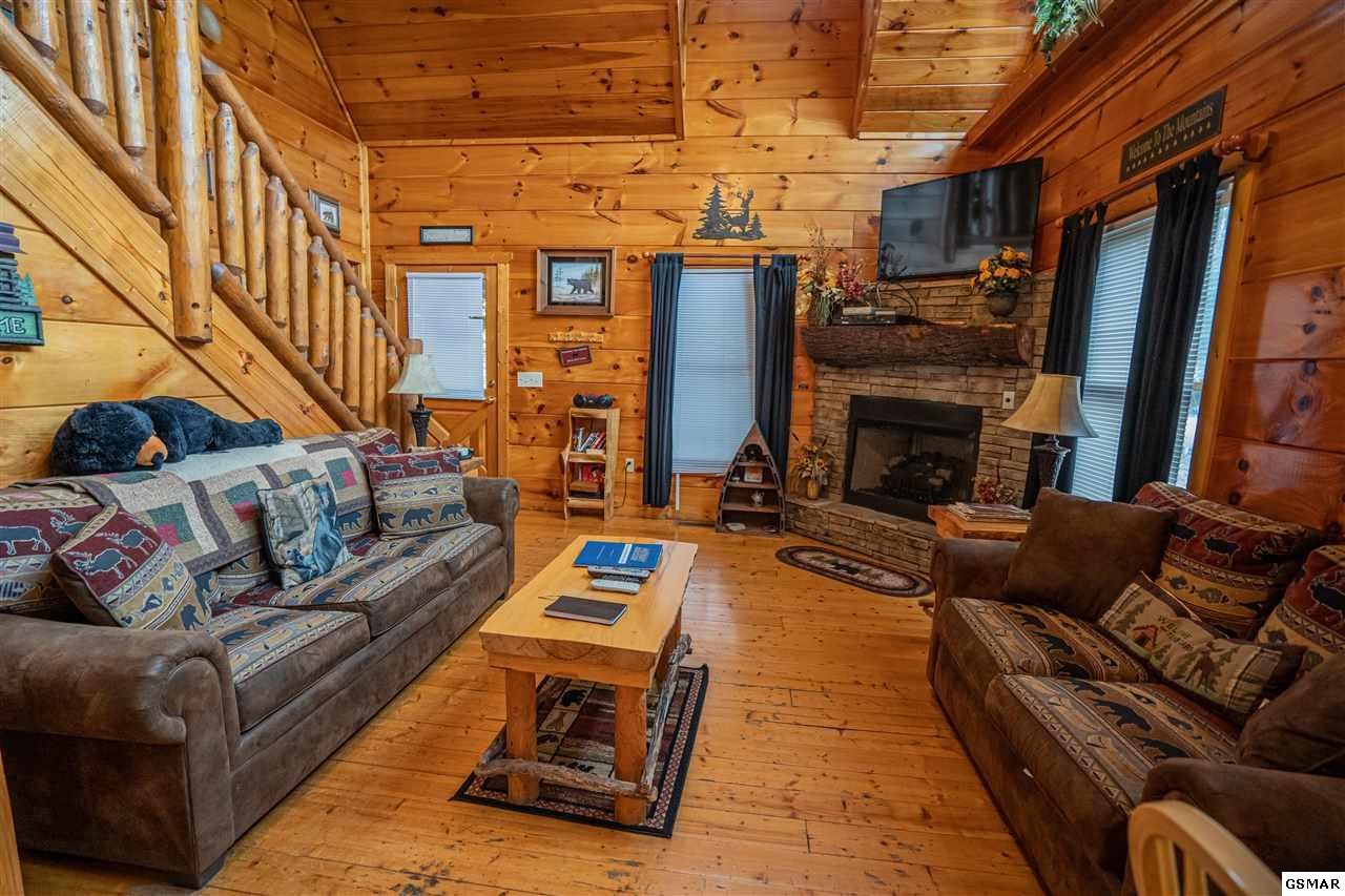 2251 Red Bud Road, Unit HONEYBEARCABIN Sevierville, TN 37876 - Photo 4 of 10 Gallery Image 4