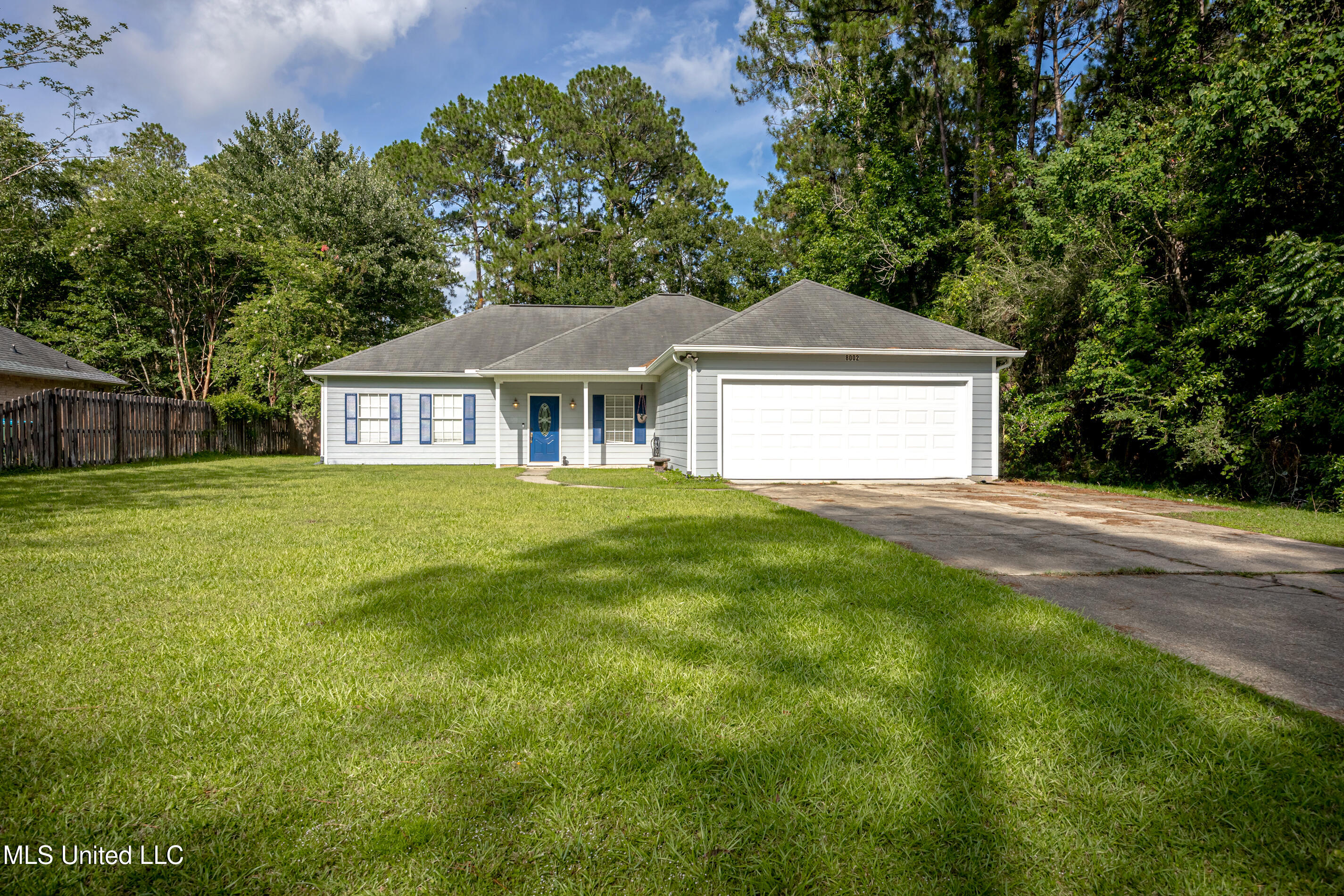 8002 Martin Bluff Road Gautier, MS 39553 - Photo 3 of 34 IMG_9980