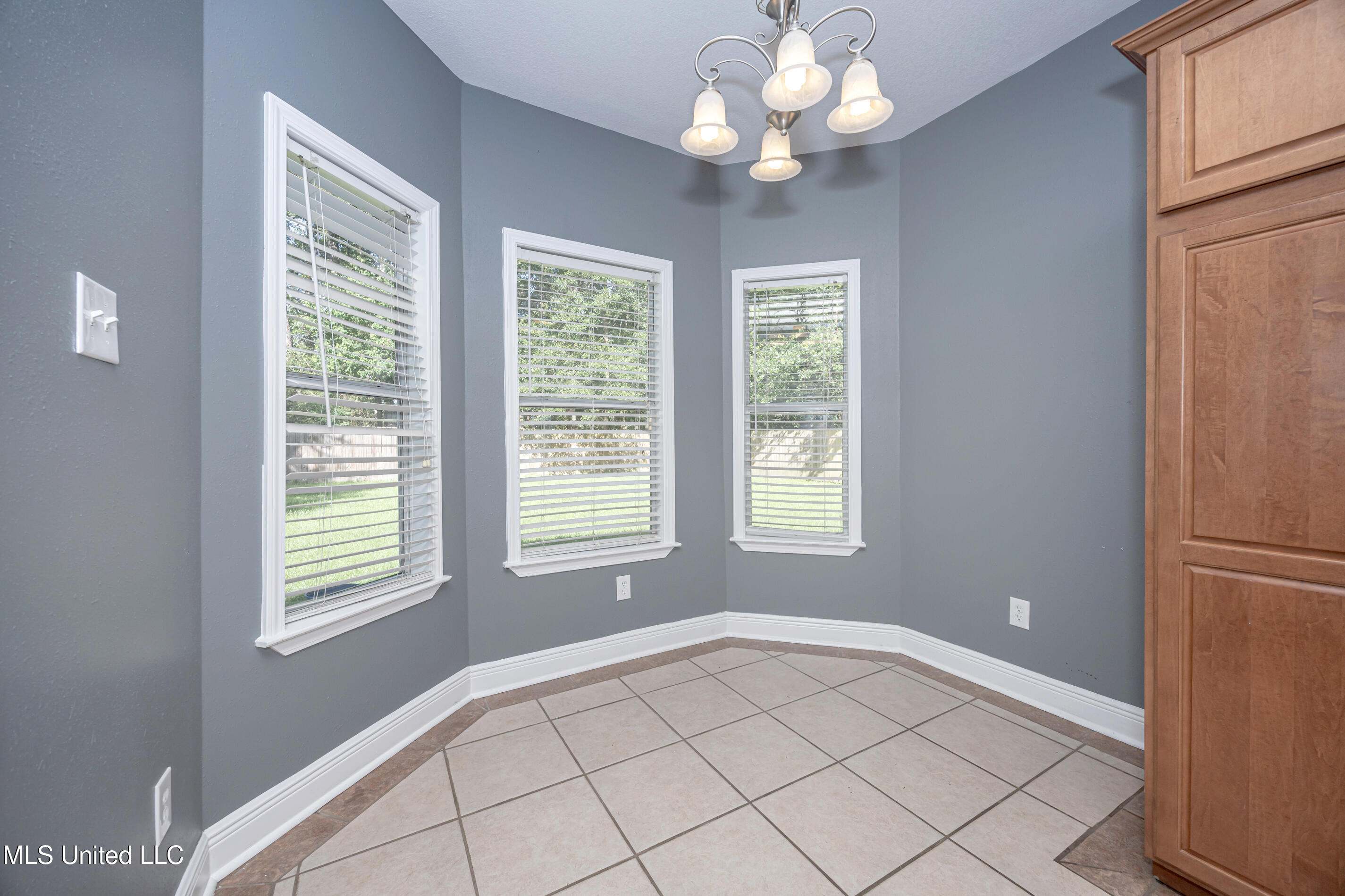 8002 Martin Bluff Road Gautier, MS 39553 - Photo 10 of 34 IMG_0009