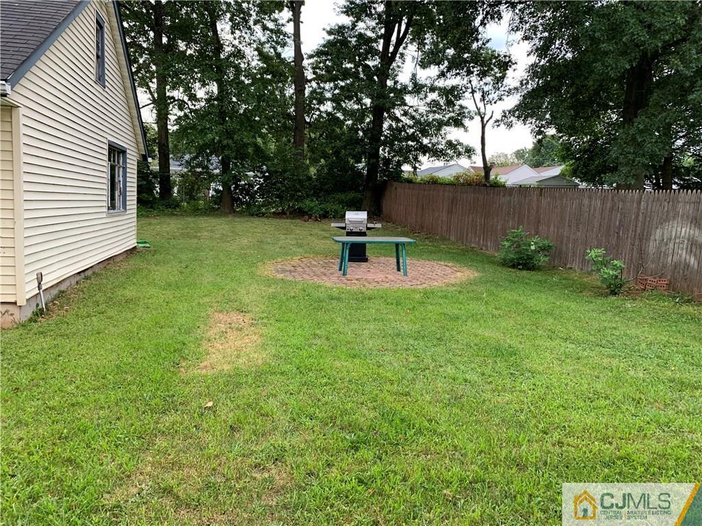 56 Chestnut Street Edison, NJ 08817 - Photo 4 of 34 Gallery Image 4