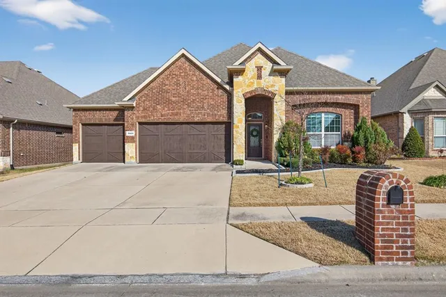 $380,000 | 2513 Sabine Circle, Royse City, TX 75189