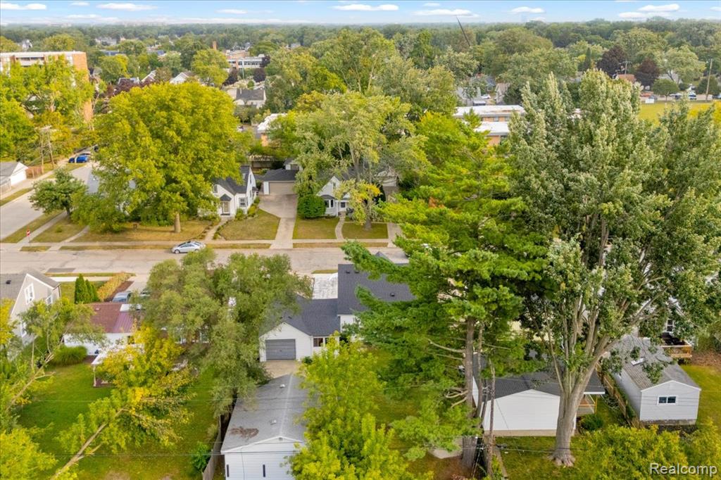 2251 Harvard Road Berkley, MI 48072 - Photo 42 of 47