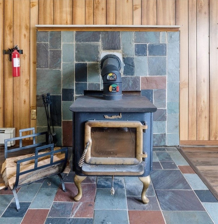 22 Colorado Street Coventry, RI 02816 - Photo 15 of 39 Wood Stove