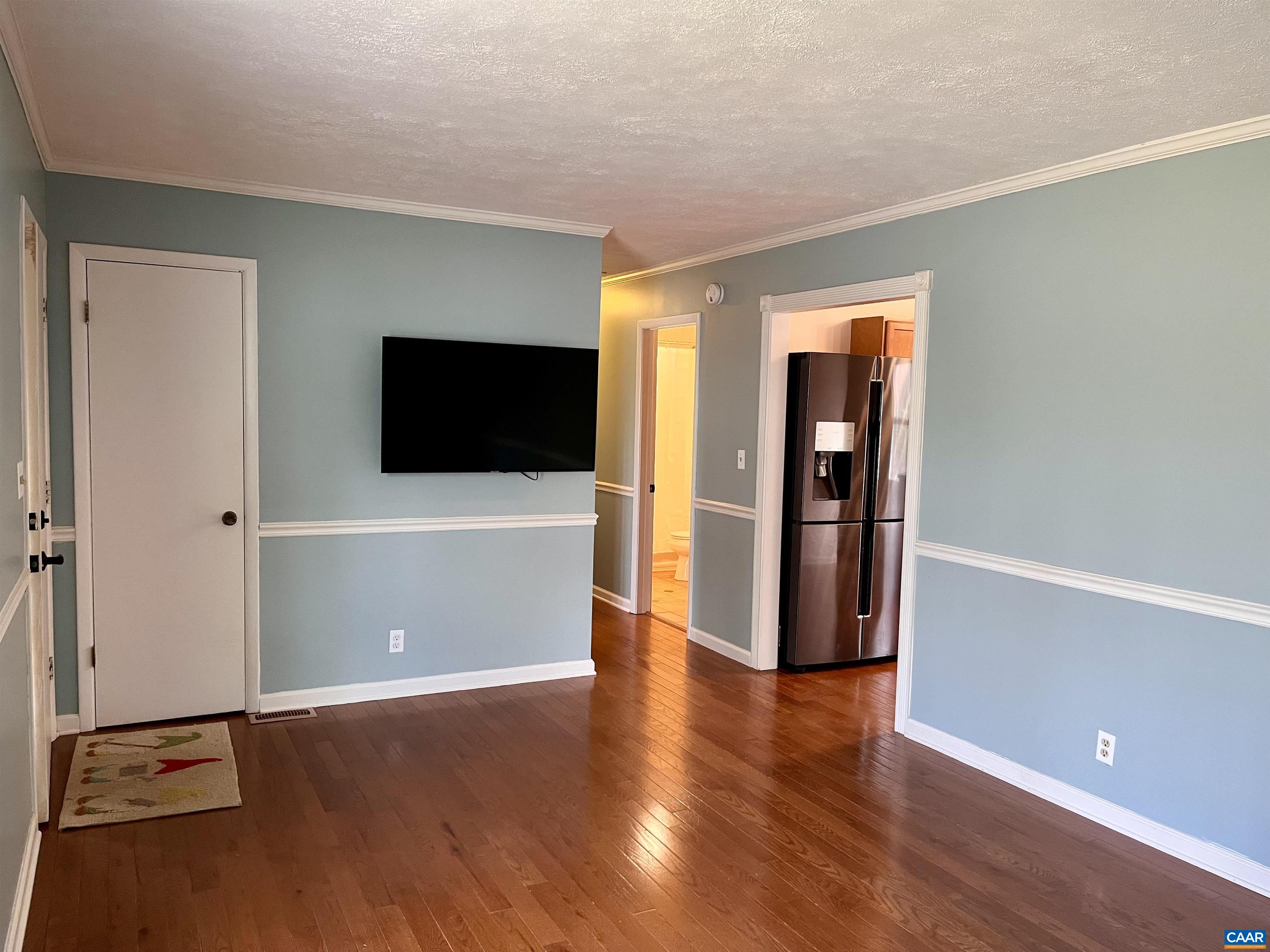 4646 Woods Edge Road Troy, VA 22974 - Photo 6 of 32