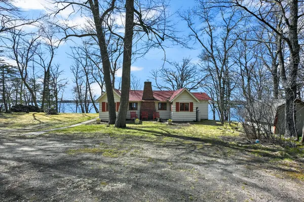 $609,000 | 7742 East Lake Carlos Drive Northeast, Carlos, MN 56319