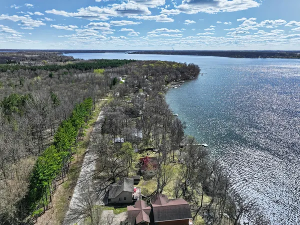 $609,000 | 7742 East Lake Carlos Drive Northeast, Carlos, MN 56319