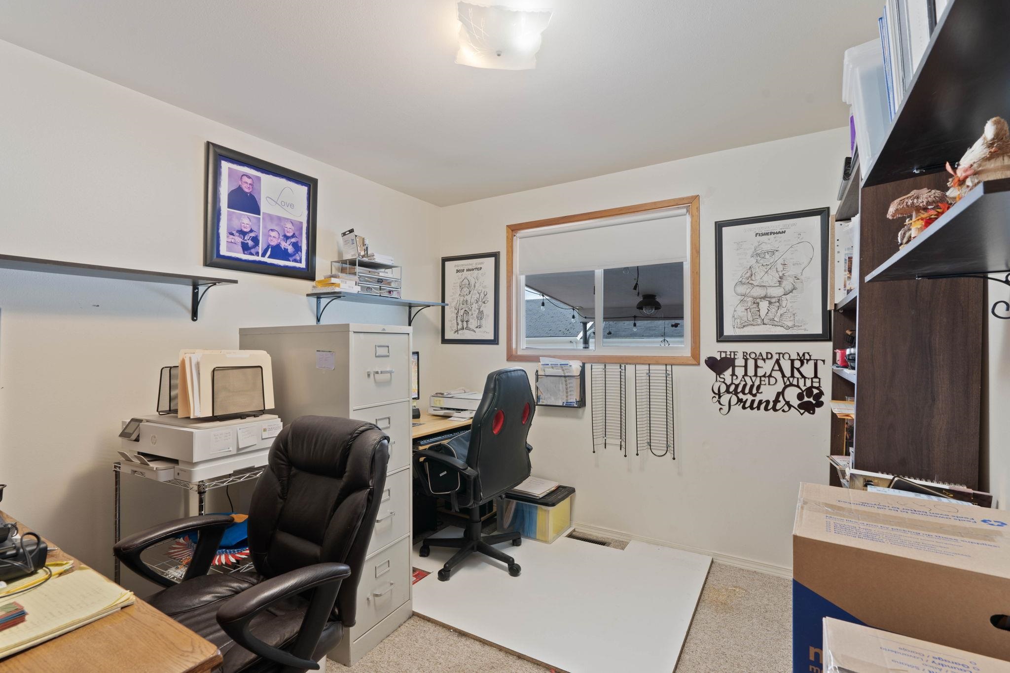1806 North Locust Road Spokane Valley, WA 99206 - Photo 15 of 40