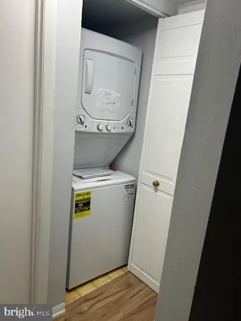 $2,300 | 1923 Wilson Lane, Unit 201, McLean, VA 22102