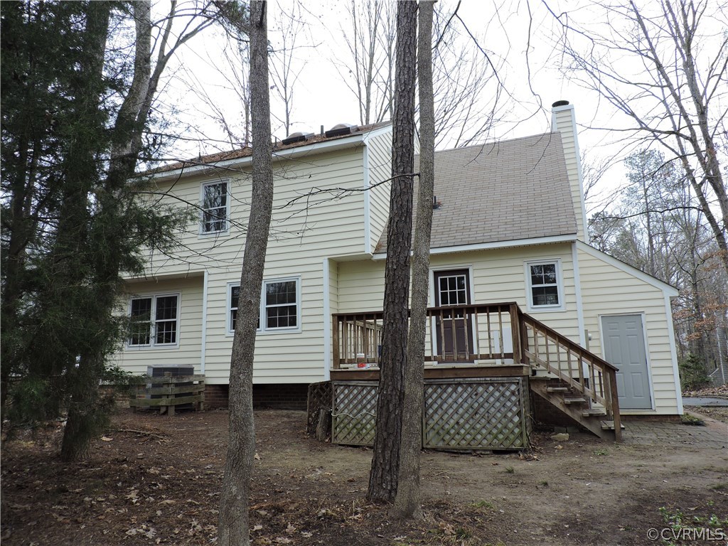 5810 Mill Spring Road Midlothian, VA 23112 - Photo 2 of 23 a view of a house with a yard