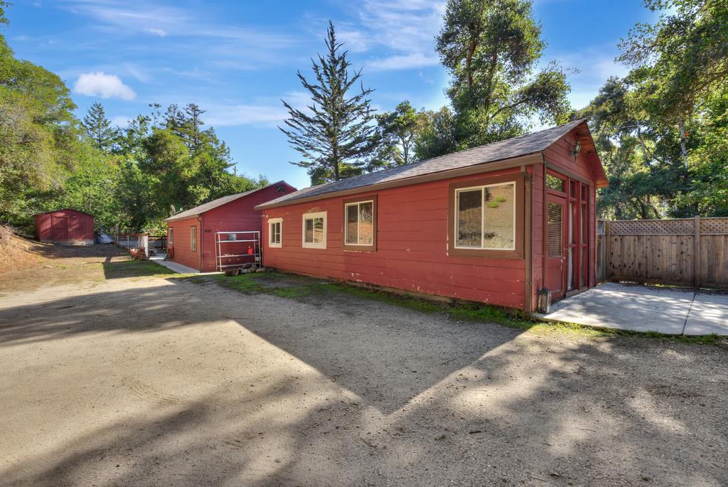 900 Mesa Grande Road Aptos, CA 95003 - Photo 5 of 30 a front view of a house with garden