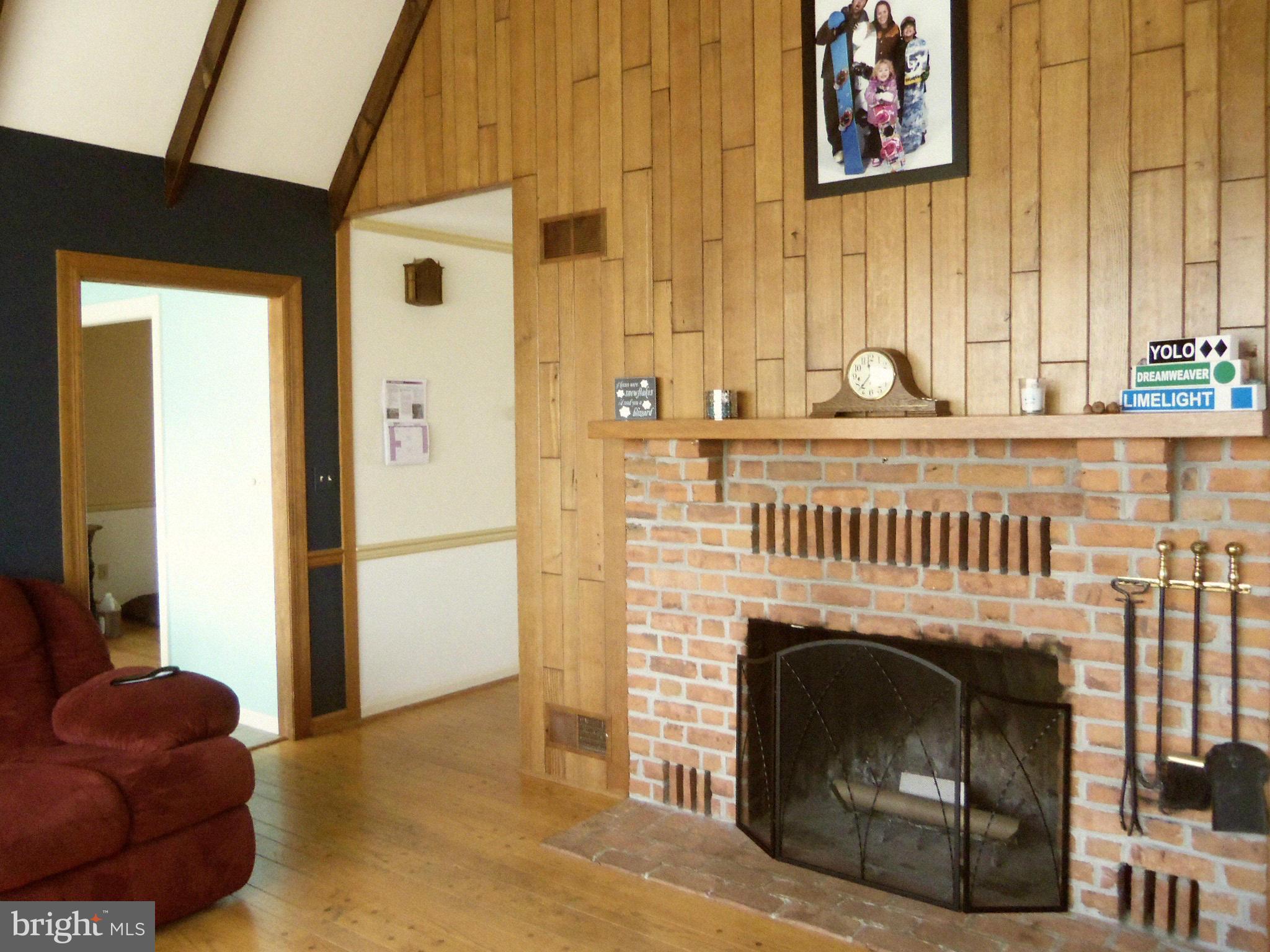 189 Bell Road Westminster, MD 21158 - Photo 17 of 30 Family Room