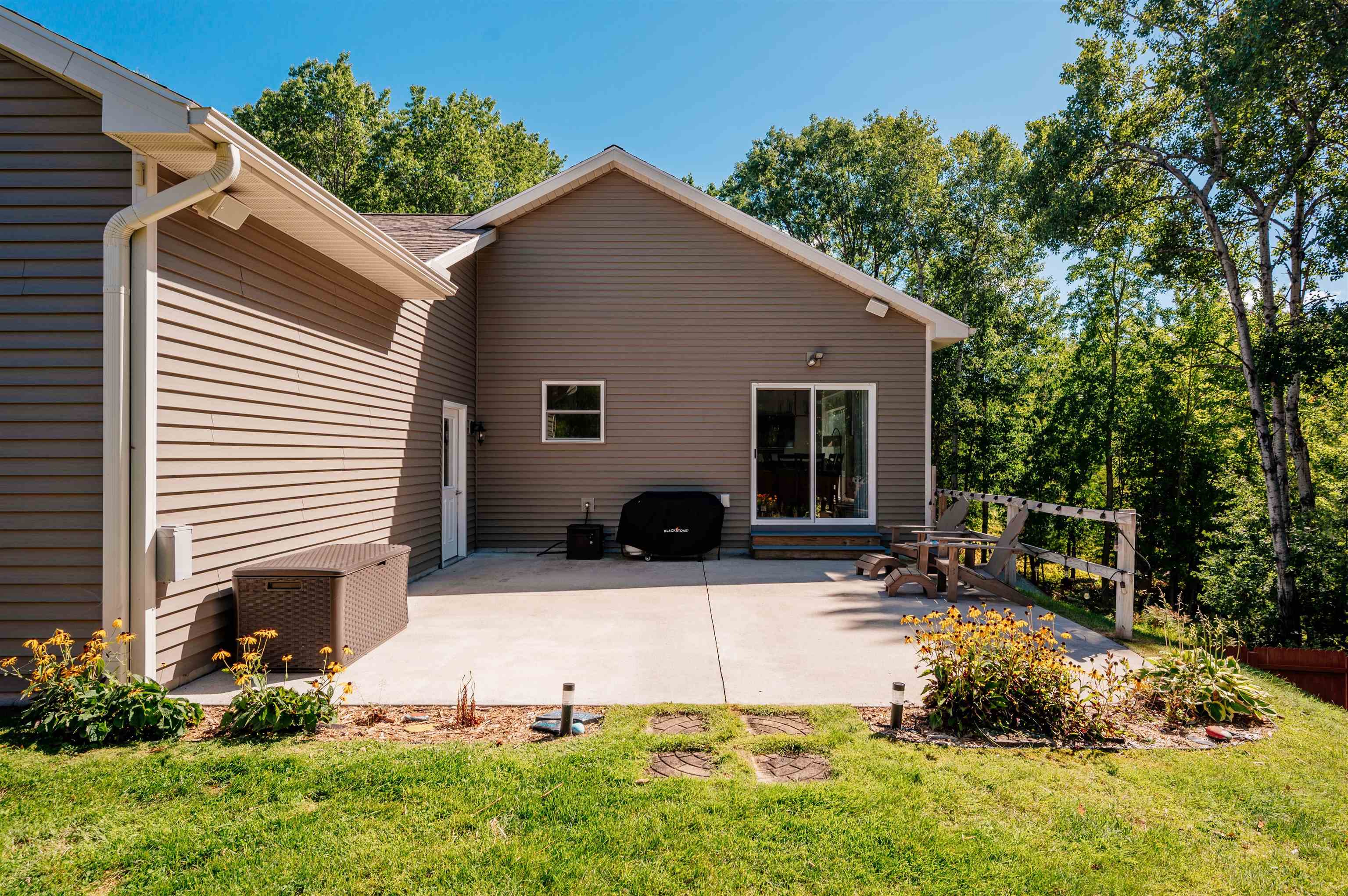 3325 Five Mile Road Traverse City, MI 49686 - Photo 6 of 69 1927016-89fbec59-e0ae-442c-8acc-a327872c934a.JPG