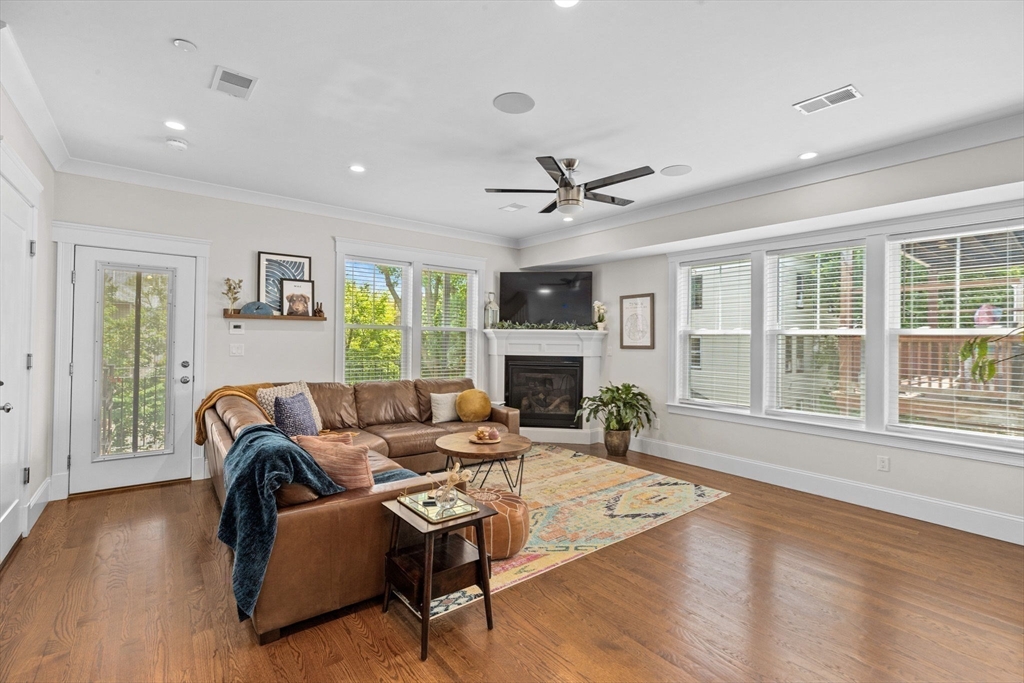 73 Dix Street, Unit 6 Boston, MA 02122 - Photo 8 of 31