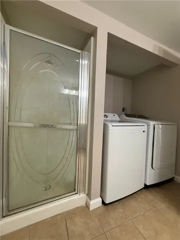 $2,500 | 313 State Street, Bristol, RI 02809