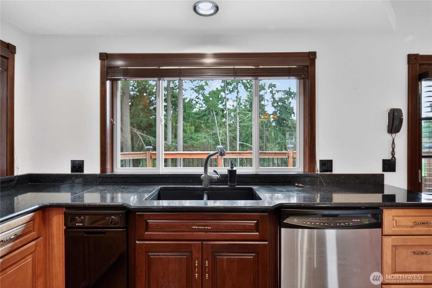 41 Northridge Lane Sequim, WA 98382 - Photo 17 of 39