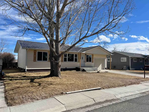 $269,000 | 713 North 16th Street East, Riverton, WY 82501