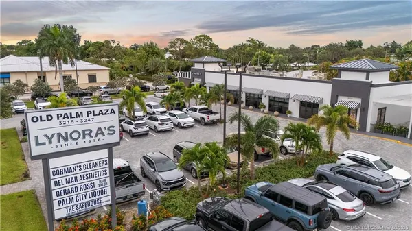 $675,000 | 1008 Southwest Hunt Club Circle, Palm City, FL 34990