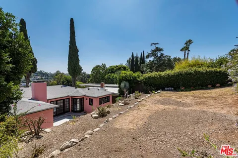 $1,699,000 | 3110 Berkeley Circle, Los Angeles, CA 90026