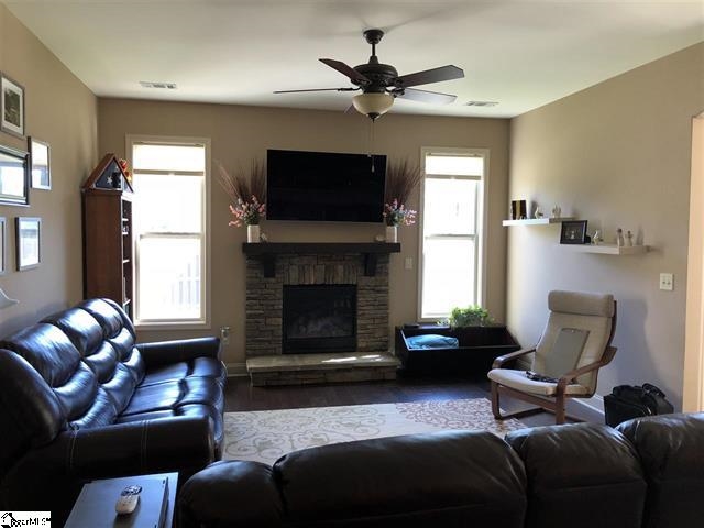 108 Canyon Court Greenville, SC 29607 - Photo 2 of 4 Gallery Image 2