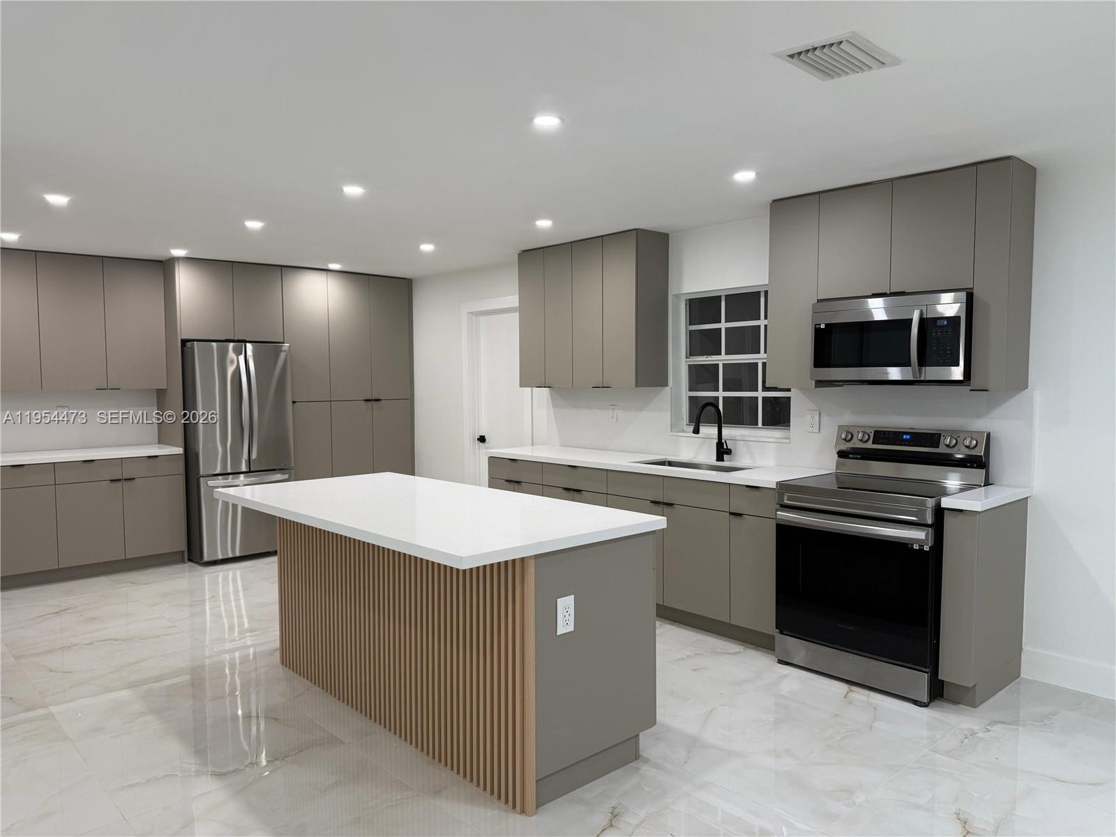 9608 Southwest 2nd Lane, Unit 1 Miami, FL 33174 - Photo 7 of 10